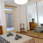 Loft With Private Parking Apartamento *