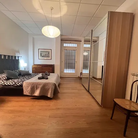 Loft With Private Parking *