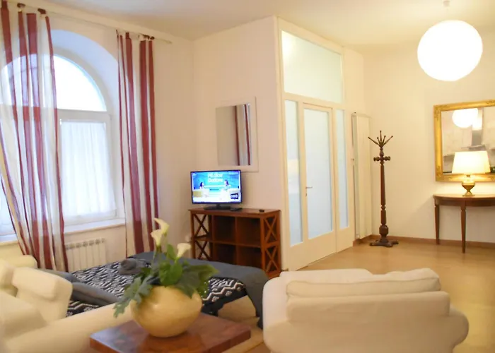 Loft With Private Parking Apartamento