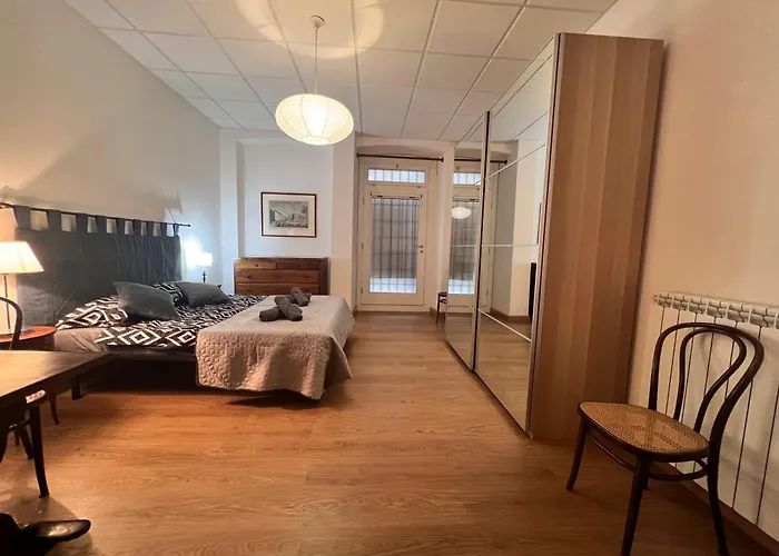 Loft With Private Parking *